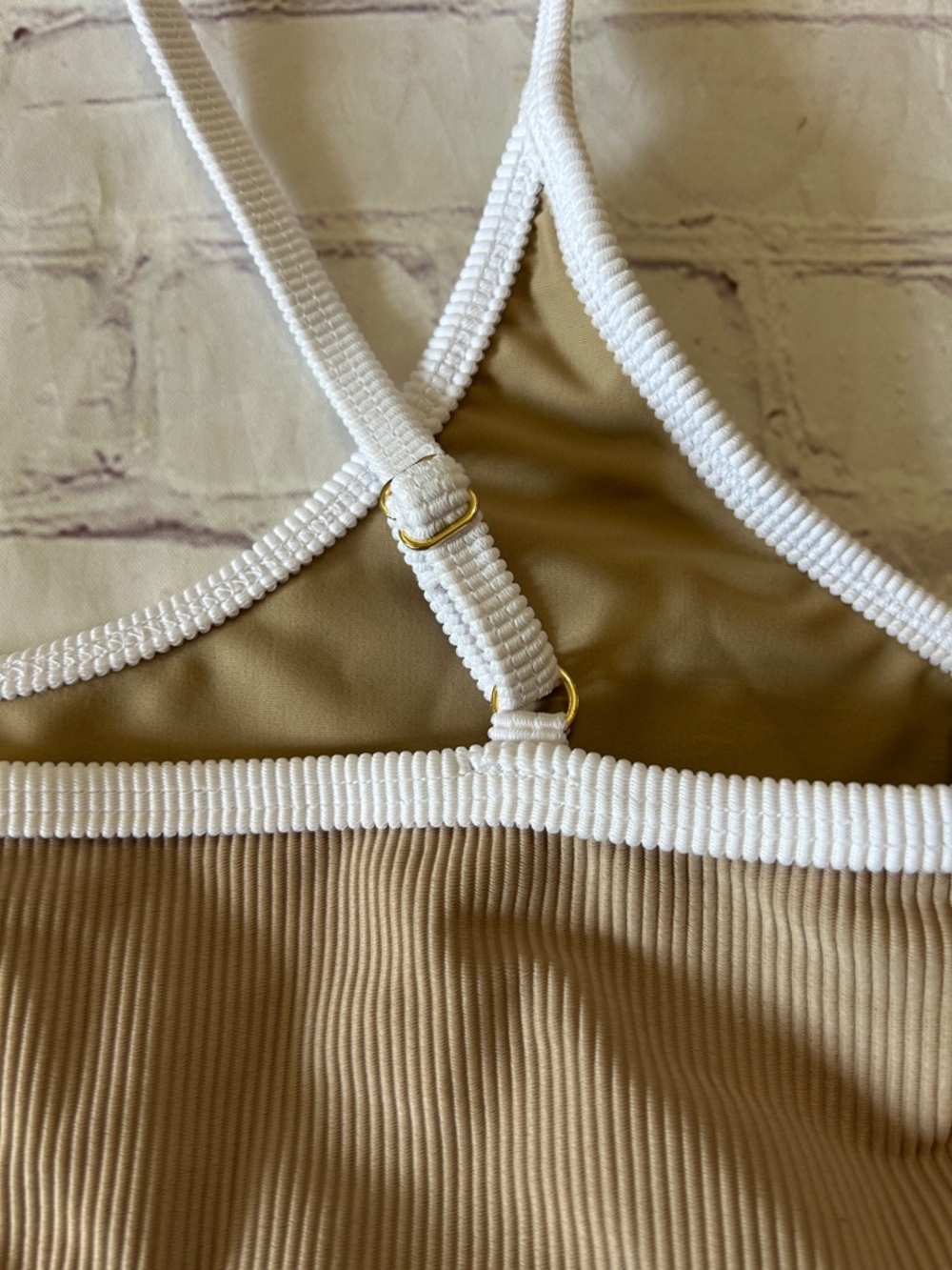 Beach Riot NWT Eva Ribbed Sports Bra / Bikini Top Tan White Colorblock Large - Picture 7 of 8